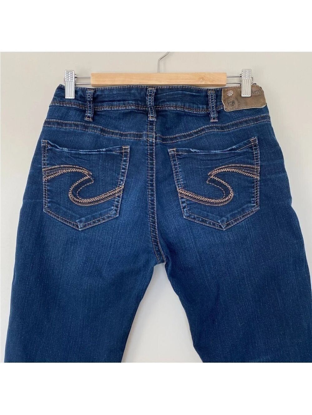 Silver Suki Mid Straight Leg Jeans Super Stretch Womens Sz 30x30 Dark Wash